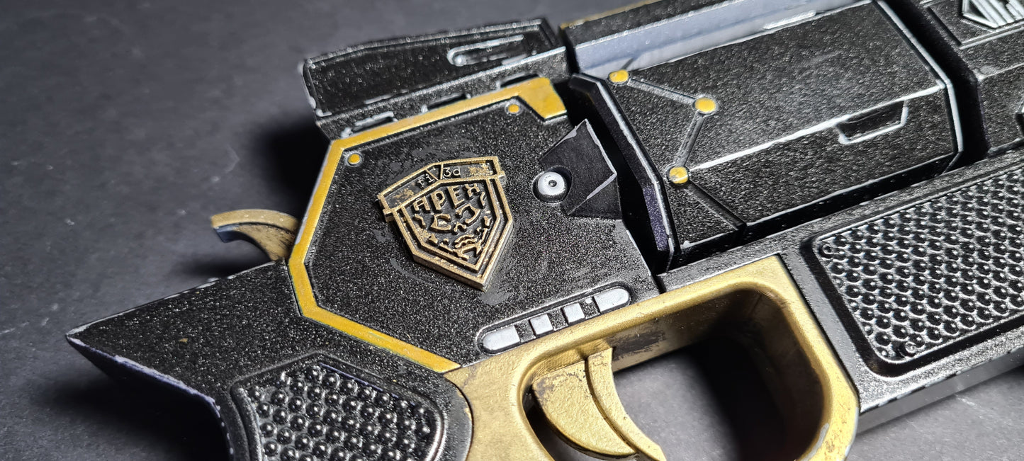 Apex Legends Wingman prop