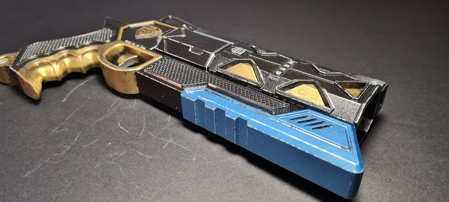 Apex Legends Wingman prop