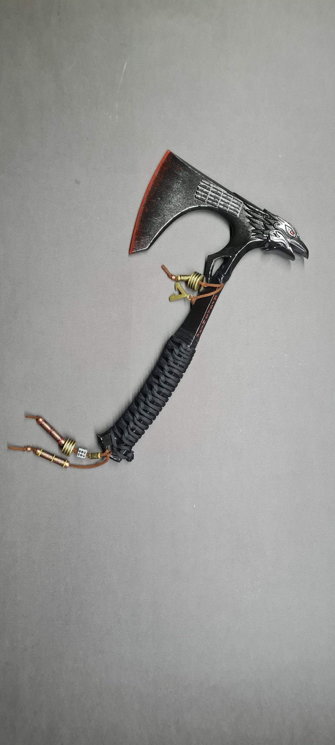 Apex Legends Bloodhound Heirloom Prop