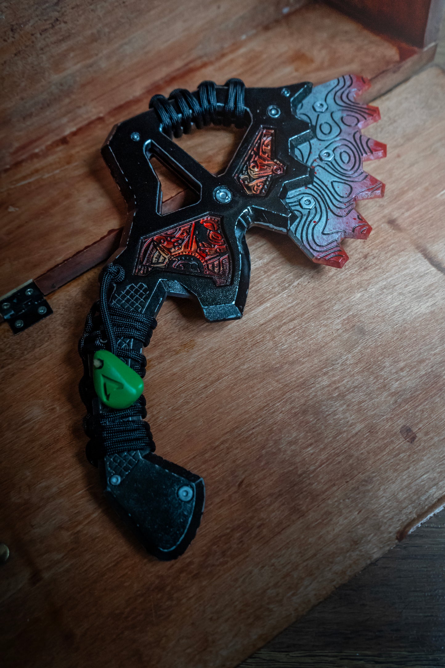 Apex Legends Gibraltar Heirloom Prop