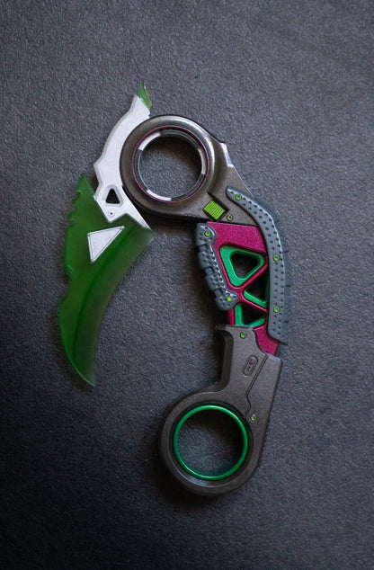 Apex Legends Red Claw Heirloom